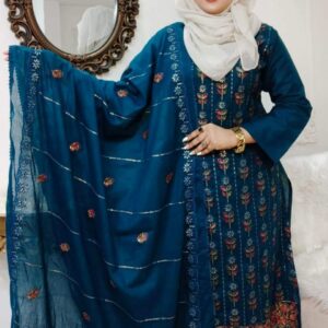 deep teal blue / petrol blue